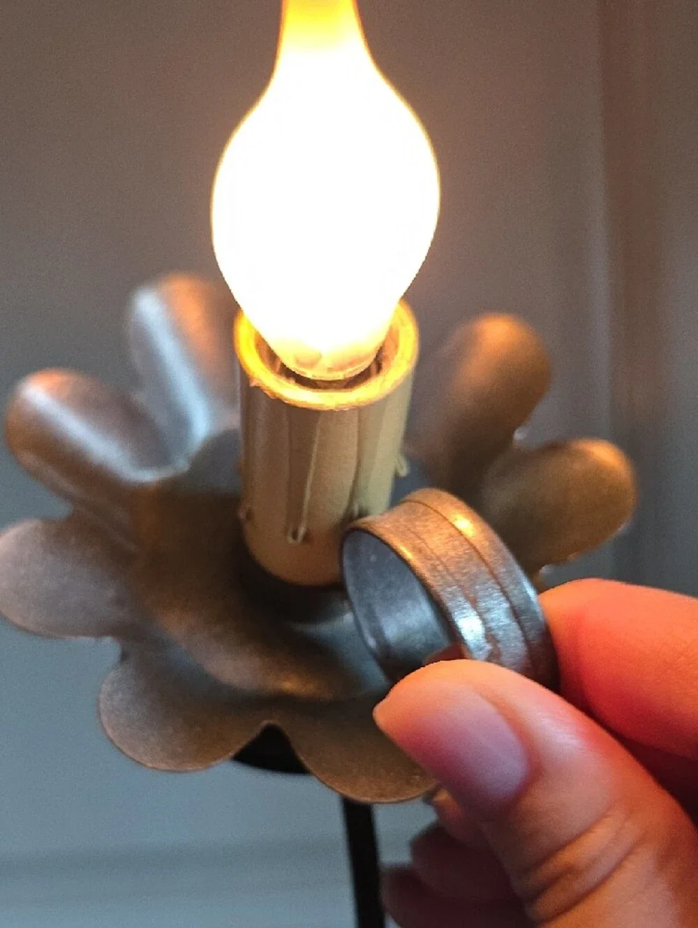 Metal Floral Wall Sconce Lamp with Silicon Flame Bulb - Cream & Black